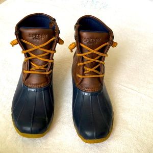 Sperry saltwater boot